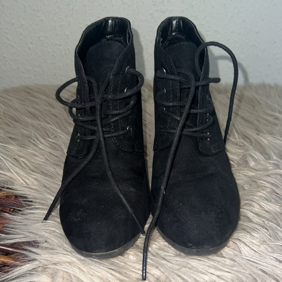 These Arizona Jean Co. - Picture 3 of 7